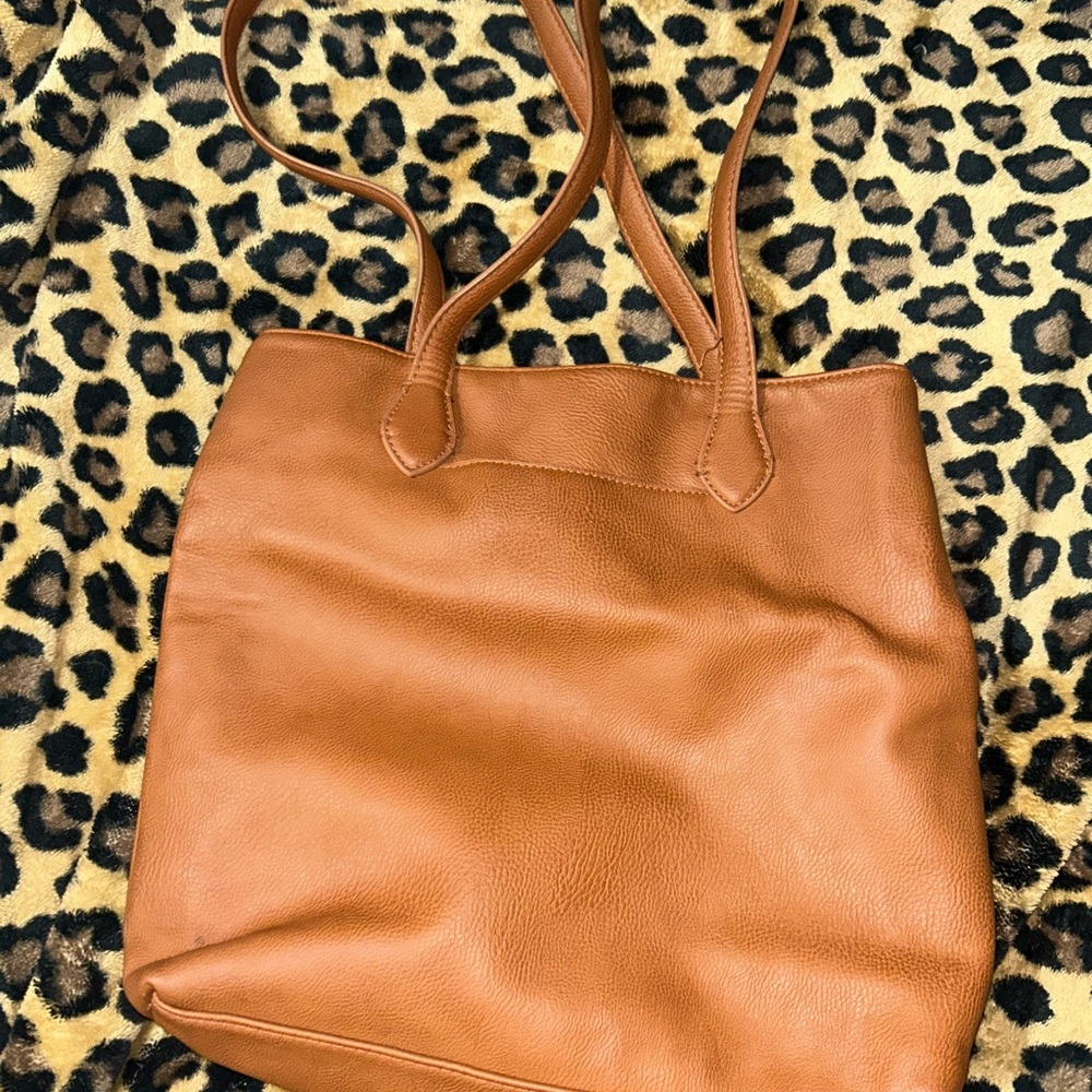 Universal Thread Tan Tote Bag